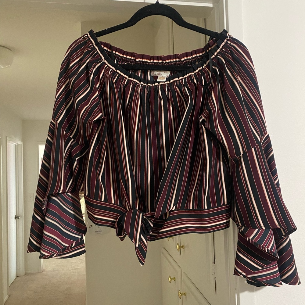 BAND OF GYPSIES Pinstripe Front Tie Top Off the Shoulder Black Bordeaux Medium